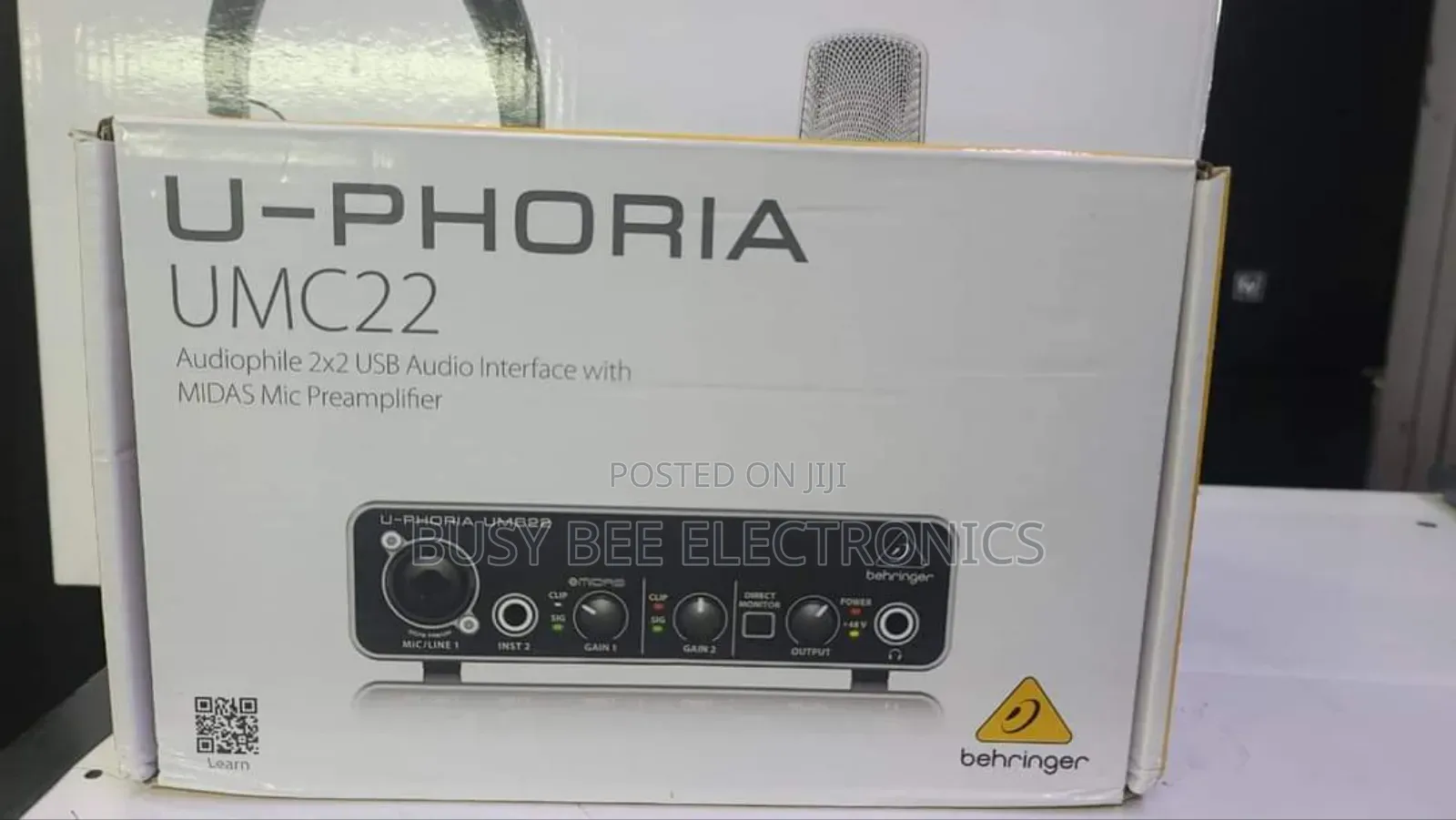 Behringer UMC22 USB Audio Interface