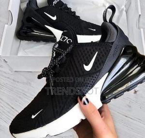 Designer Nike Airmax 270 Sneakers - thumbnail 2