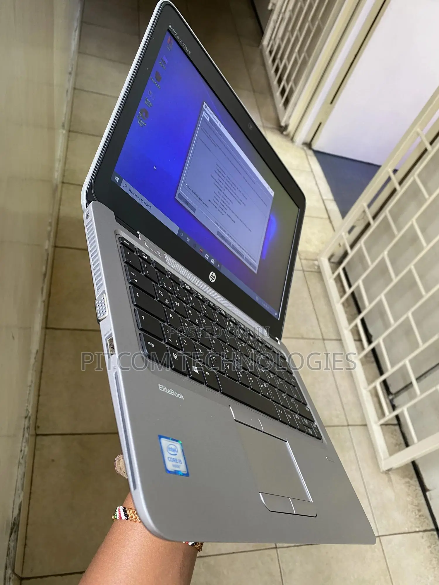 Laptop HP EliteBook 820 G3 8GB Intel Core I5 SSD 256GB