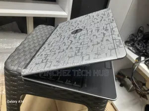Laptop Dell Latitude E7240 8GB Intel Core I5 SSD 256GB