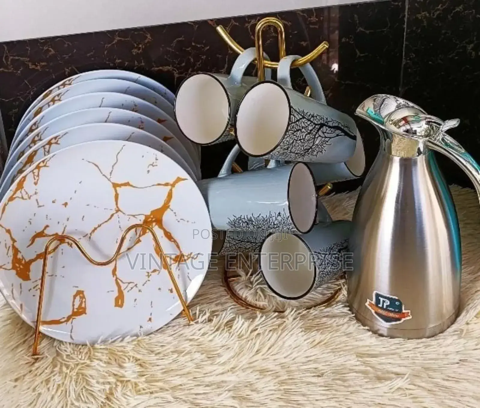 Tea Set , 13 in 1 Tea Set (Mugs, Flask and Plates )• √