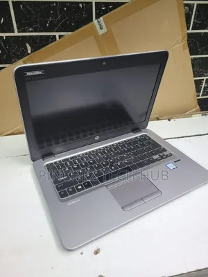 Laptop HP EliteBook 820 G3 8GB Intel Core I5 SSD 256GB