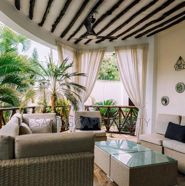 Furnished 3bdrm Villa in Diani Beach, Ukunda for rent - thumbnail 4