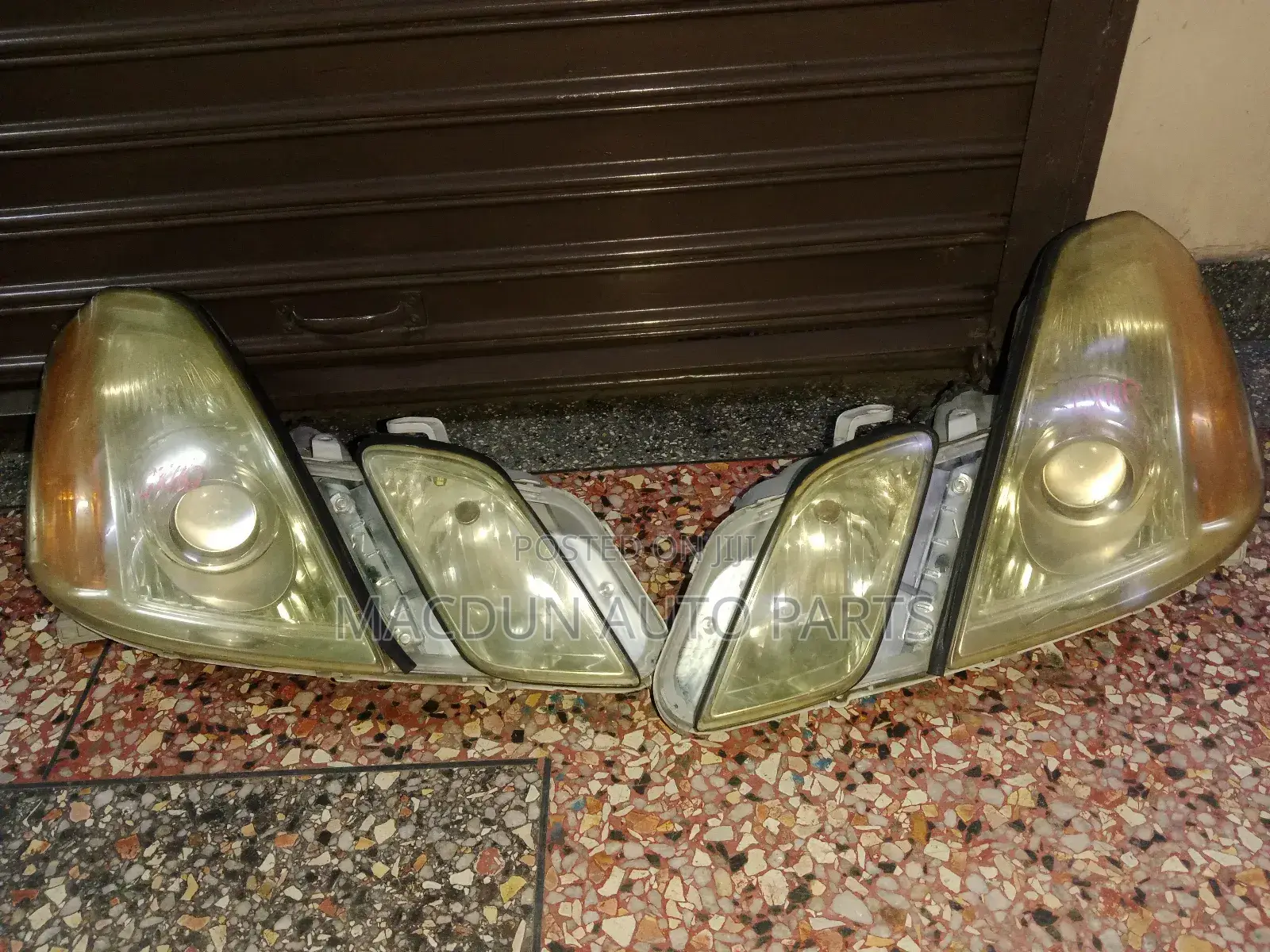 Toyota Mark 2 Blitz Xenon Headlights