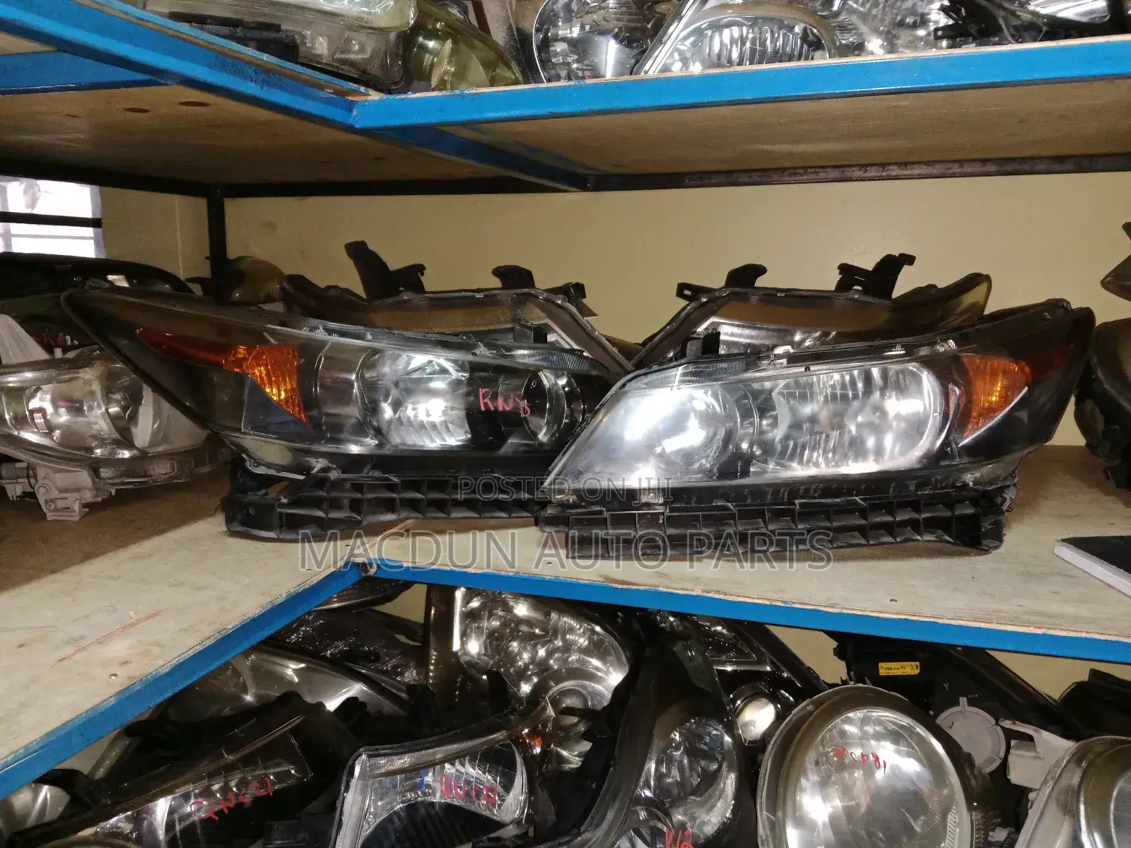 Honda Stream Xenon Headlights 2008