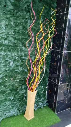Sticks 1.5m With Vase in Stock