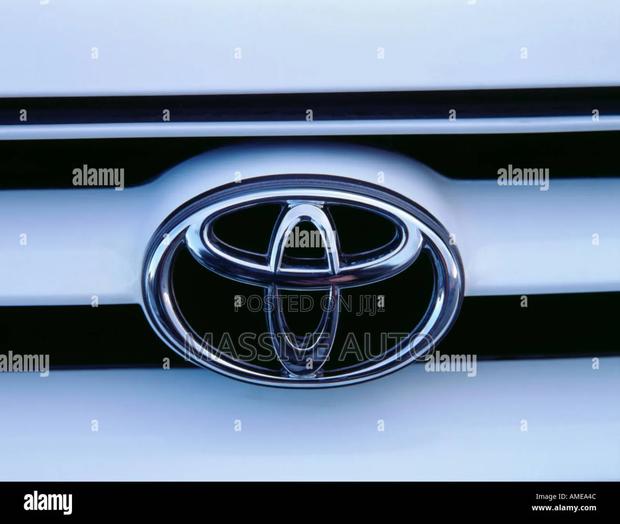 Buy Front Grill Genuine Car Logos/Toyota Front Logo