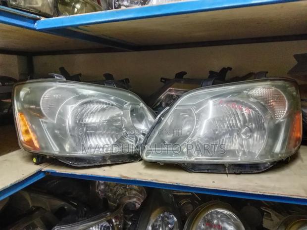 Toyota Noah Xenon Headlights 2005