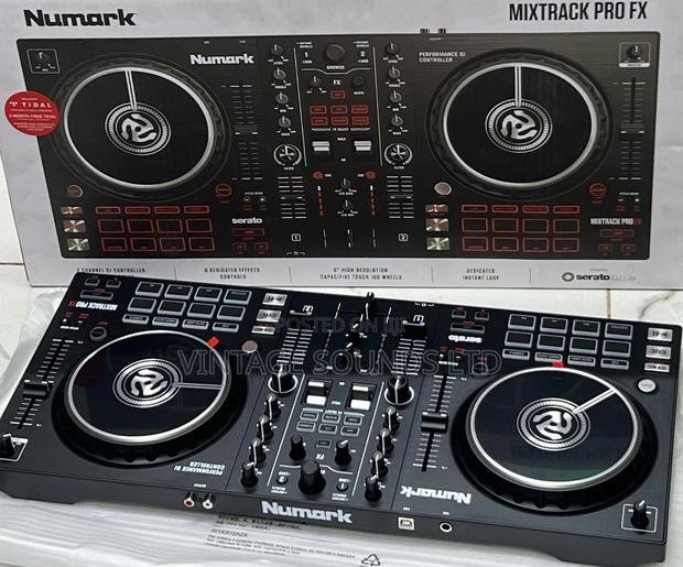 Numark Mixtrack Pro Portable Classic DJ Controller Serato - thumbnail 2