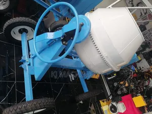 Aico Concrete Mixer 500l With a 10hp Diesel Engine.