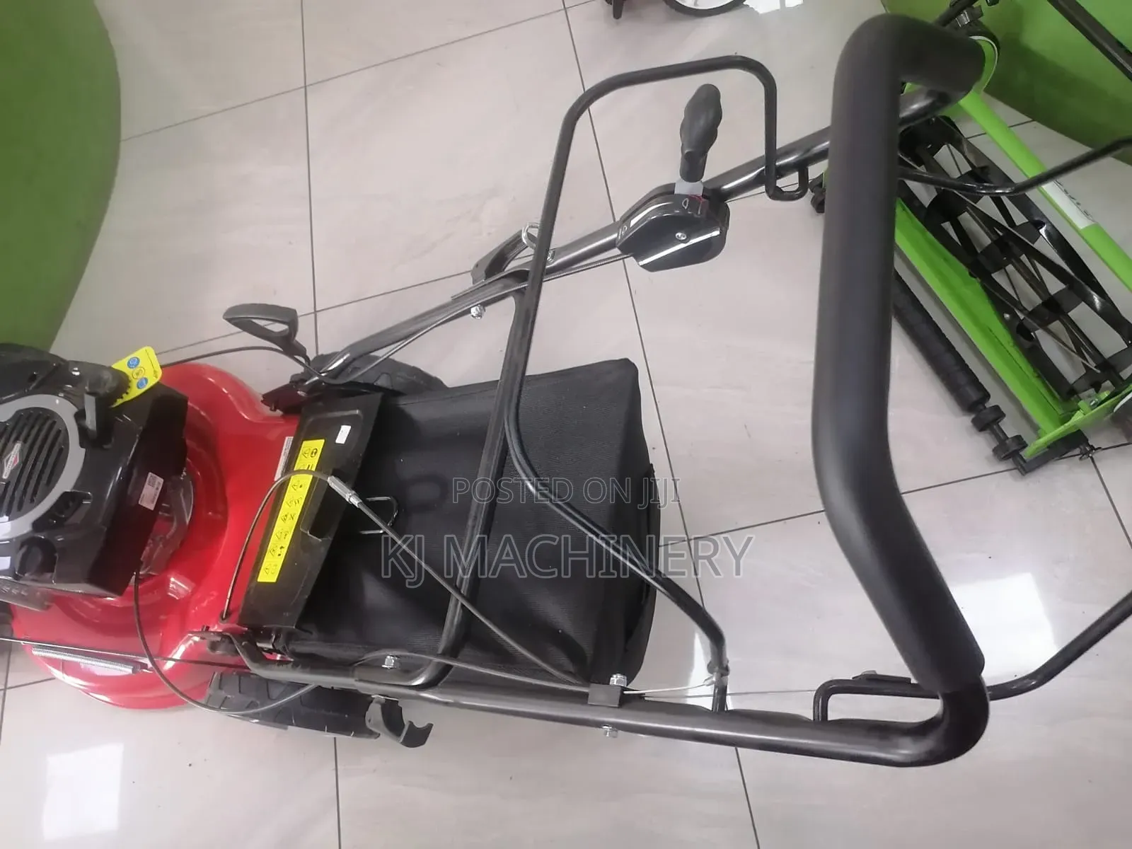 Briggs and Straton Gasoline Lawn Mower 21 Inches