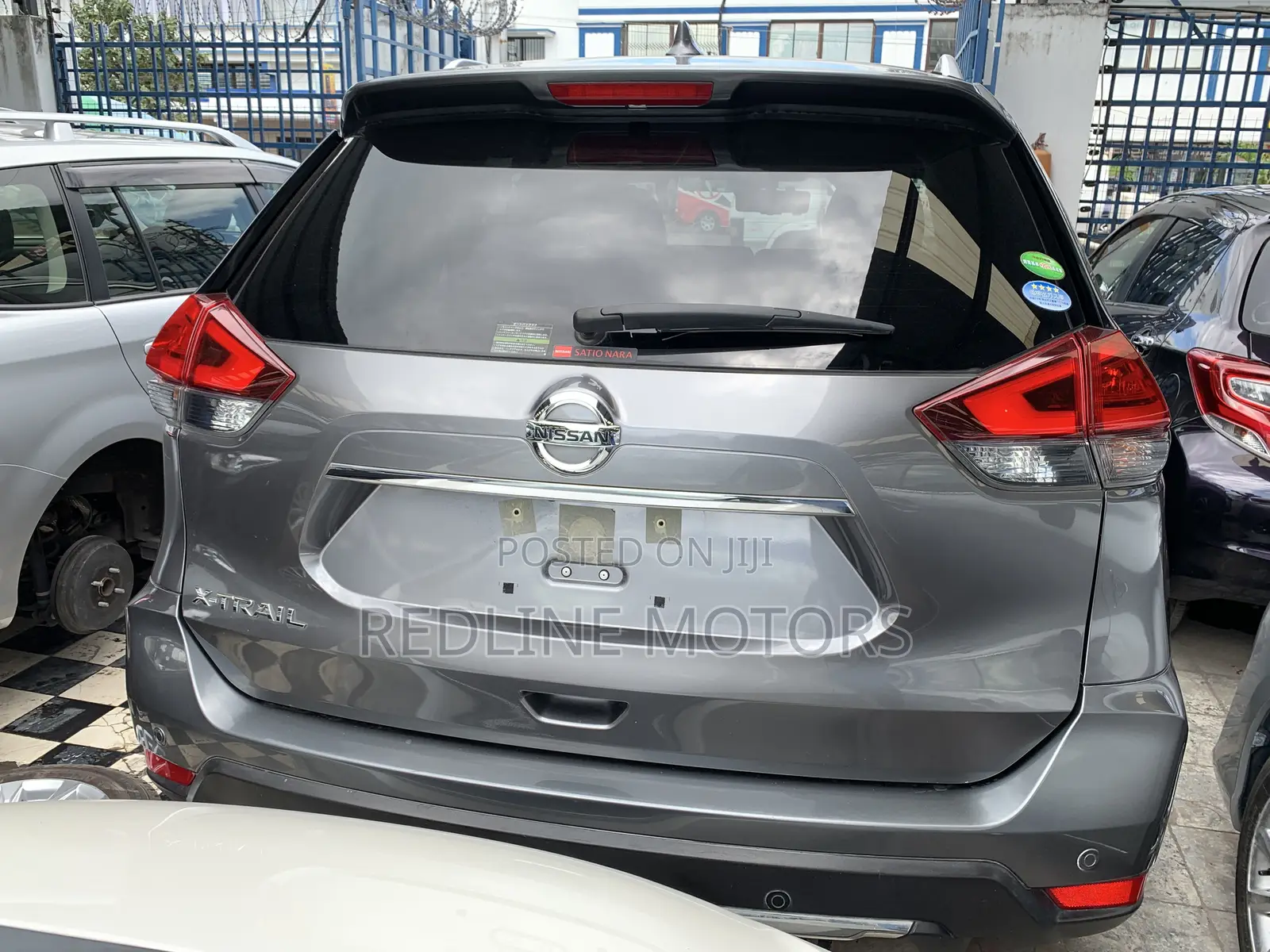 Nissan X-Trail 2.0 Petrol FWD 2017 Gray