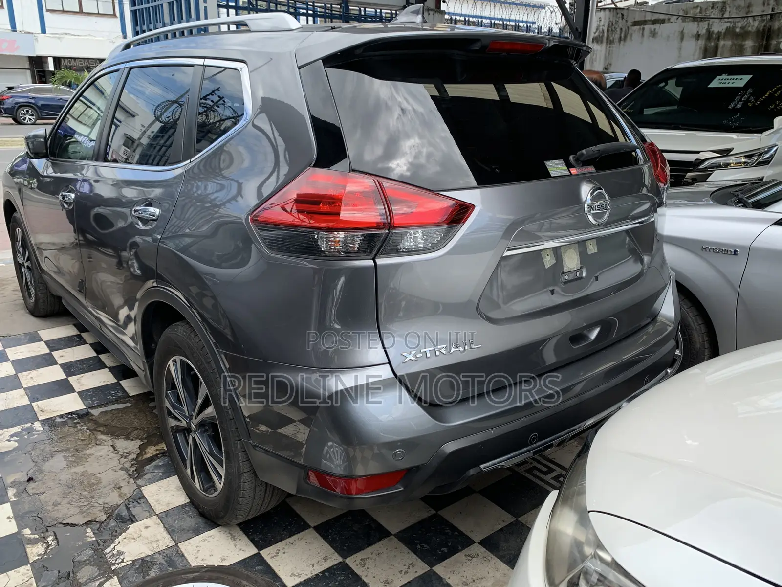 Nissan X-Trail 2.0 Petrol FWD 2017 Gray