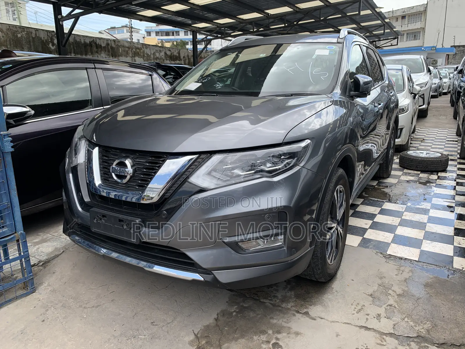 Nissan X-Trail 2.0 Petrol FWD 2017 Gray