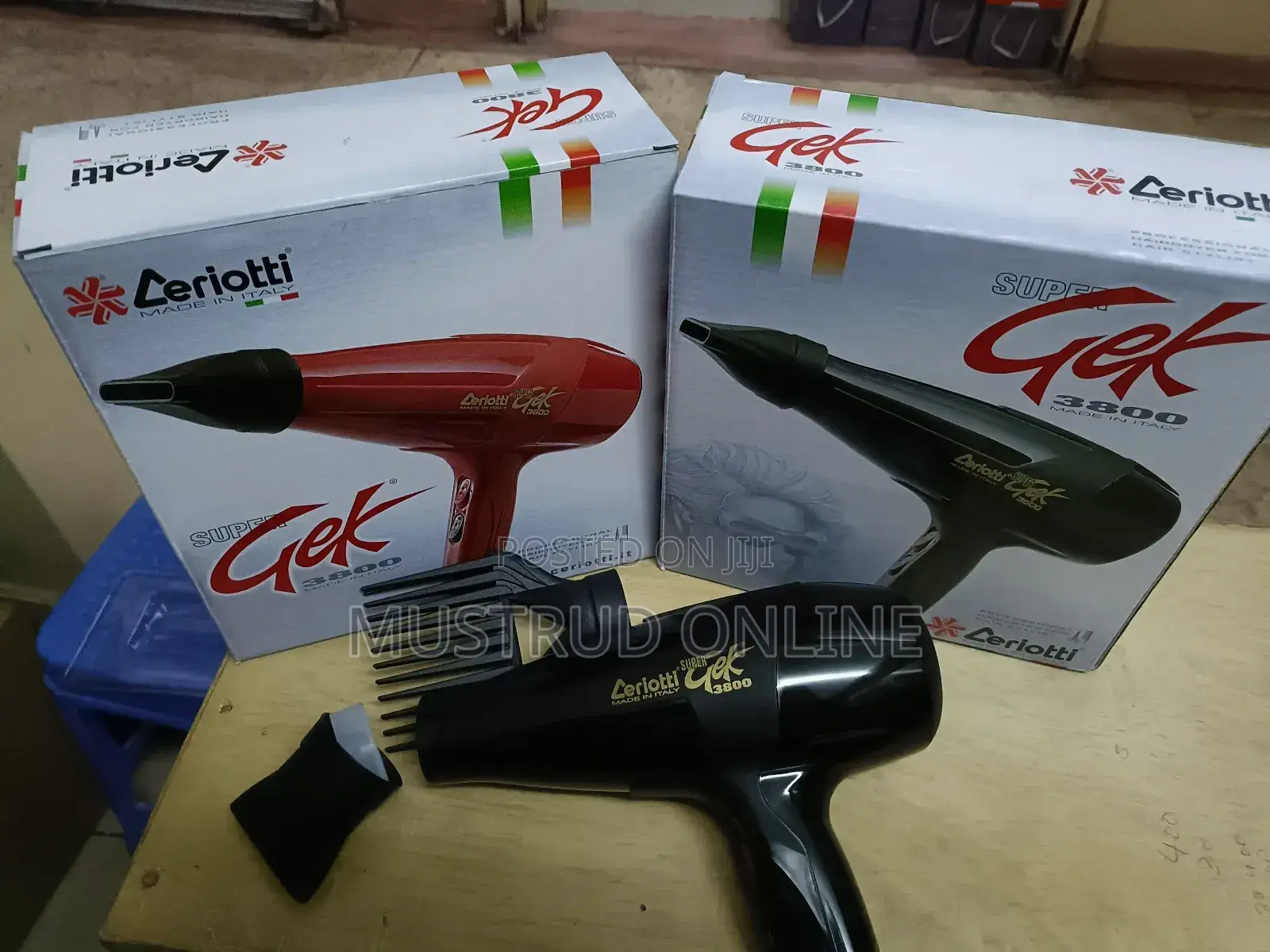 Salon Blow-Dry Comb