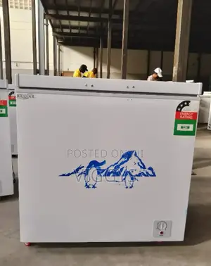 Durable Icecool 169litres Freezer/Icecool 169l/Chest Frez