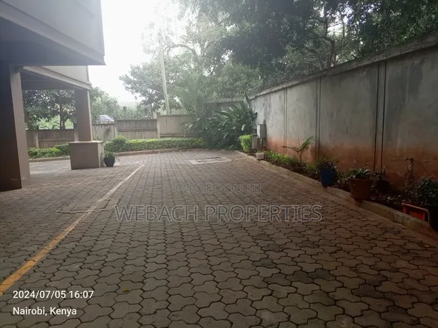3bdrm Apartment in Laikipia, Kileleshwa for rent