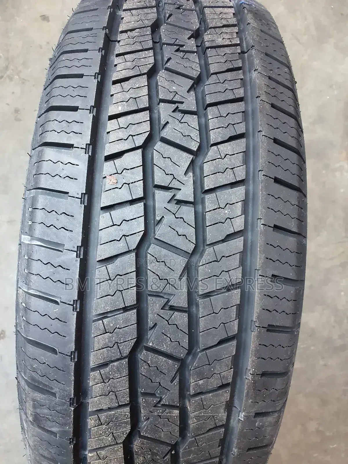235 /60 R18 Fortune Tyres H/T.