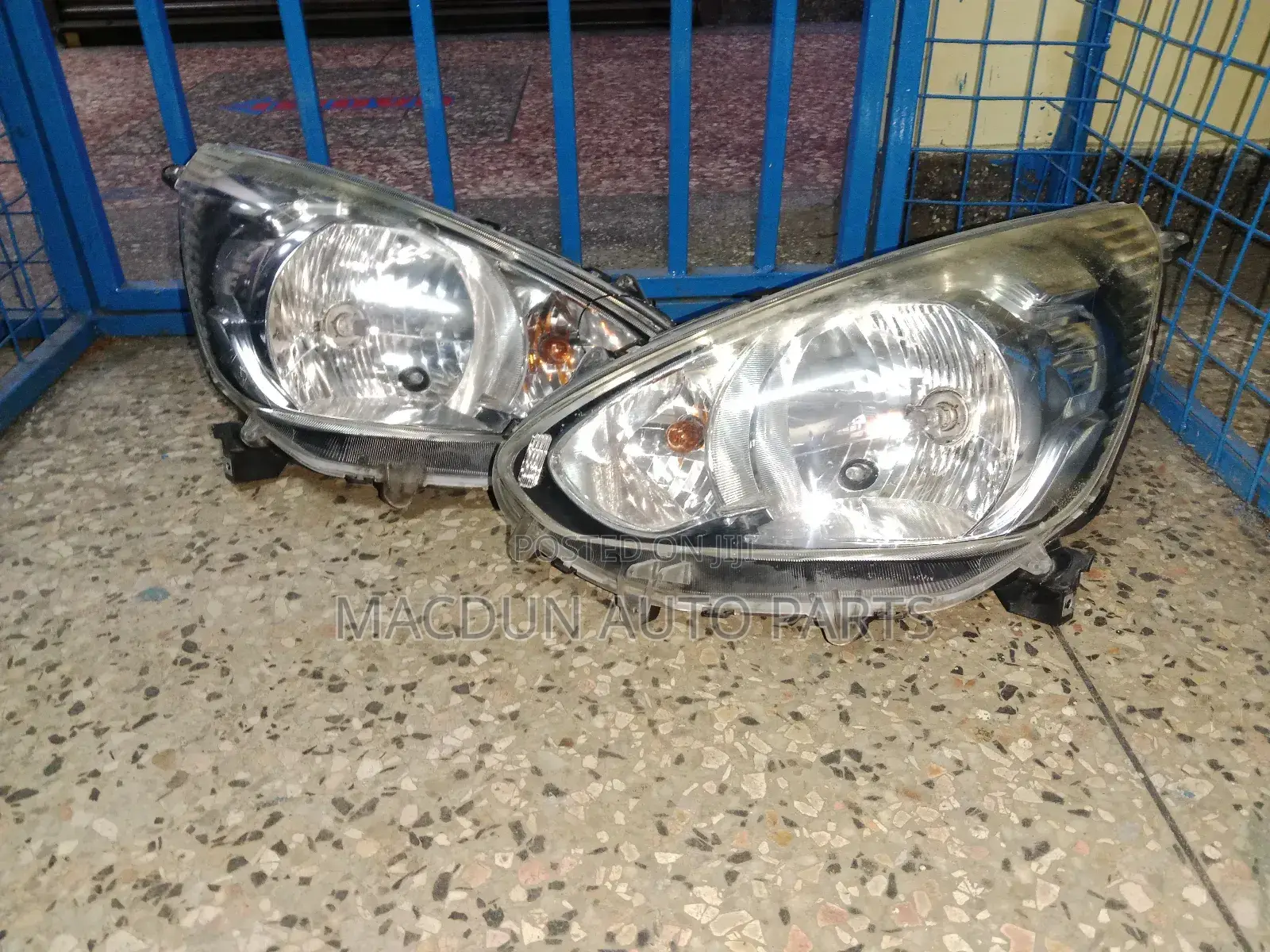 Mitsubishi Mirage 2012 Non Xenon Headlights