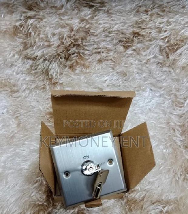 Metallic Override Keyswitch - main view