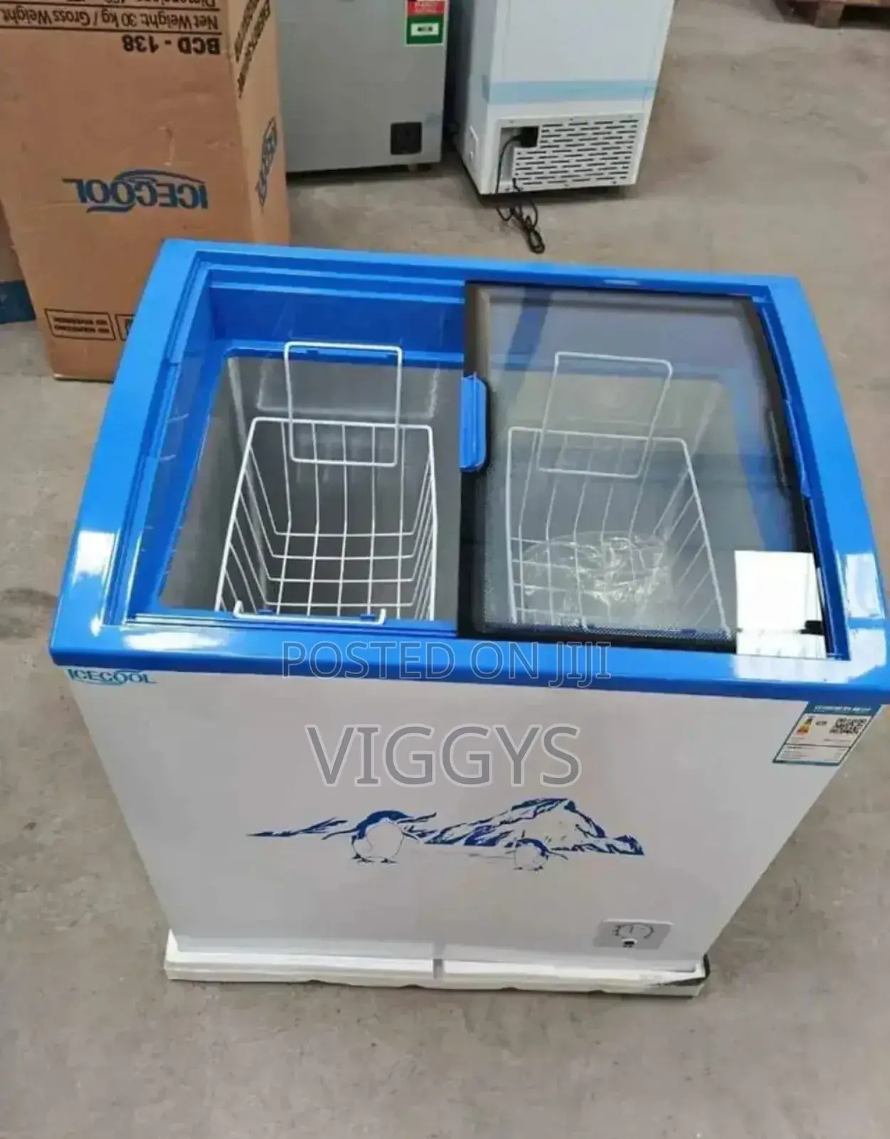 New ICECOOL 159litres Display Freezer/159l/Disply/if-D