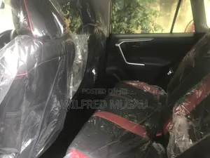 Toyota RAV4 2018 Red
