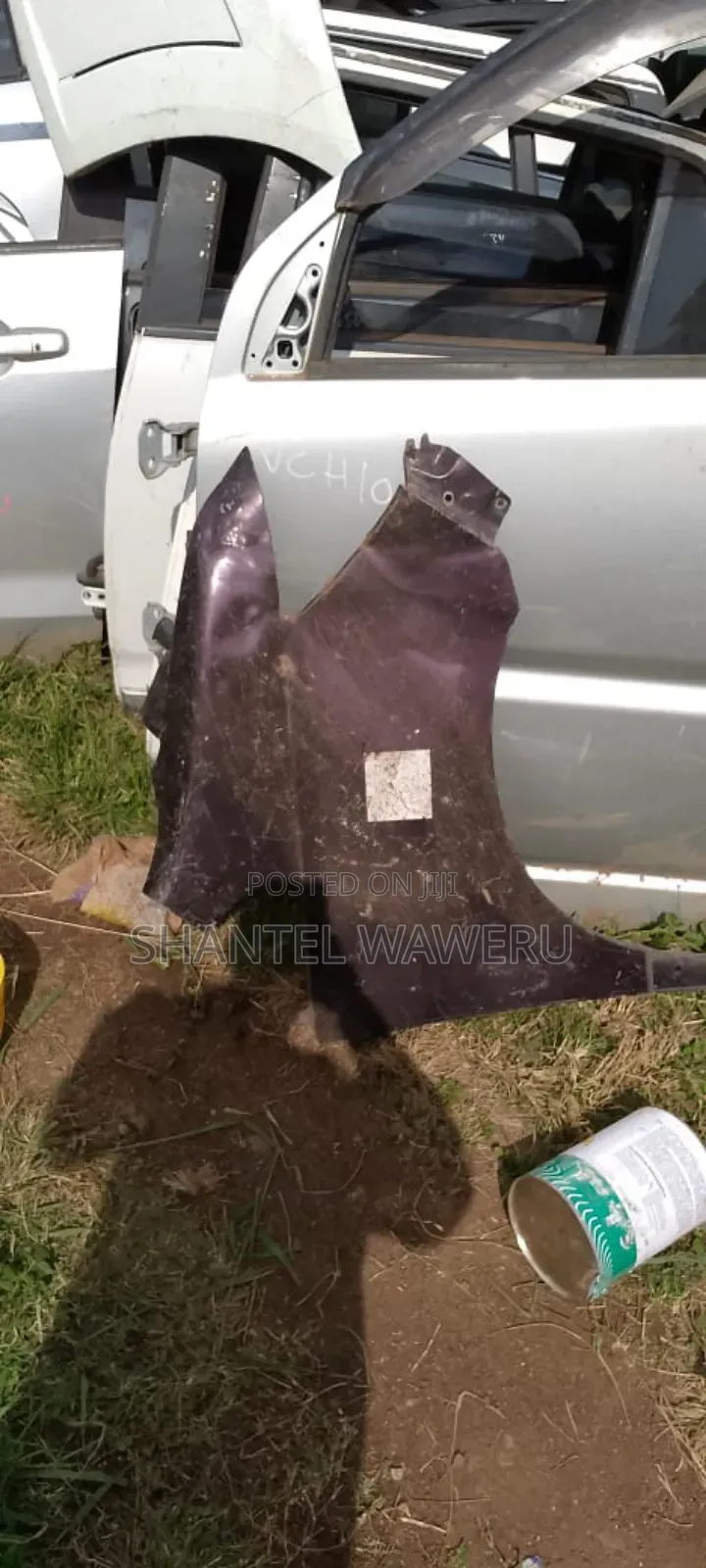 Nissan Serena Fender