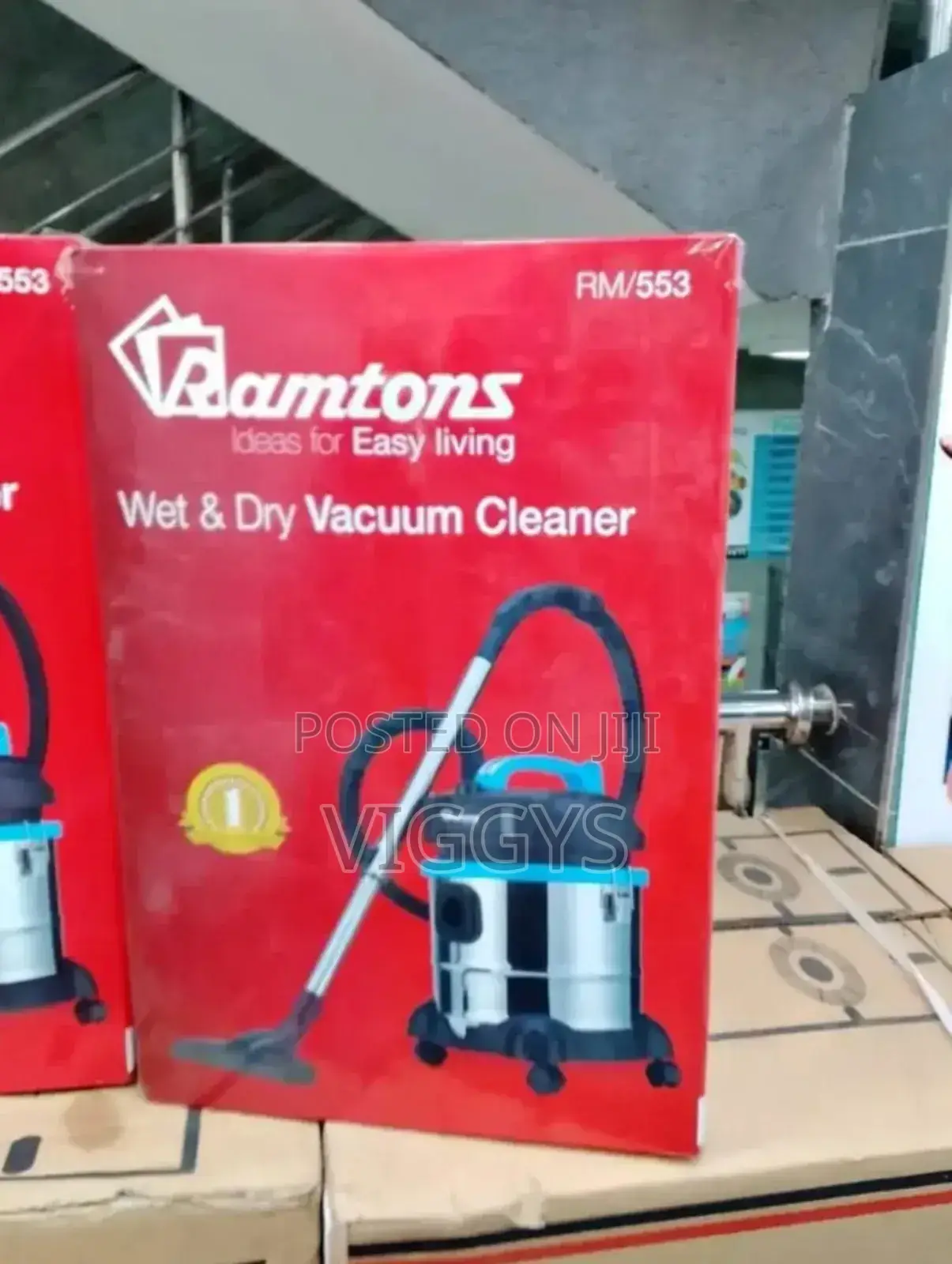 Classic Wet and Dry Vacuum Cleaner/Ramtoms/Rm/06v