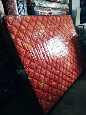 Queen Size (5×6) 8inch Vitafoam HD Quilted Mattresses.