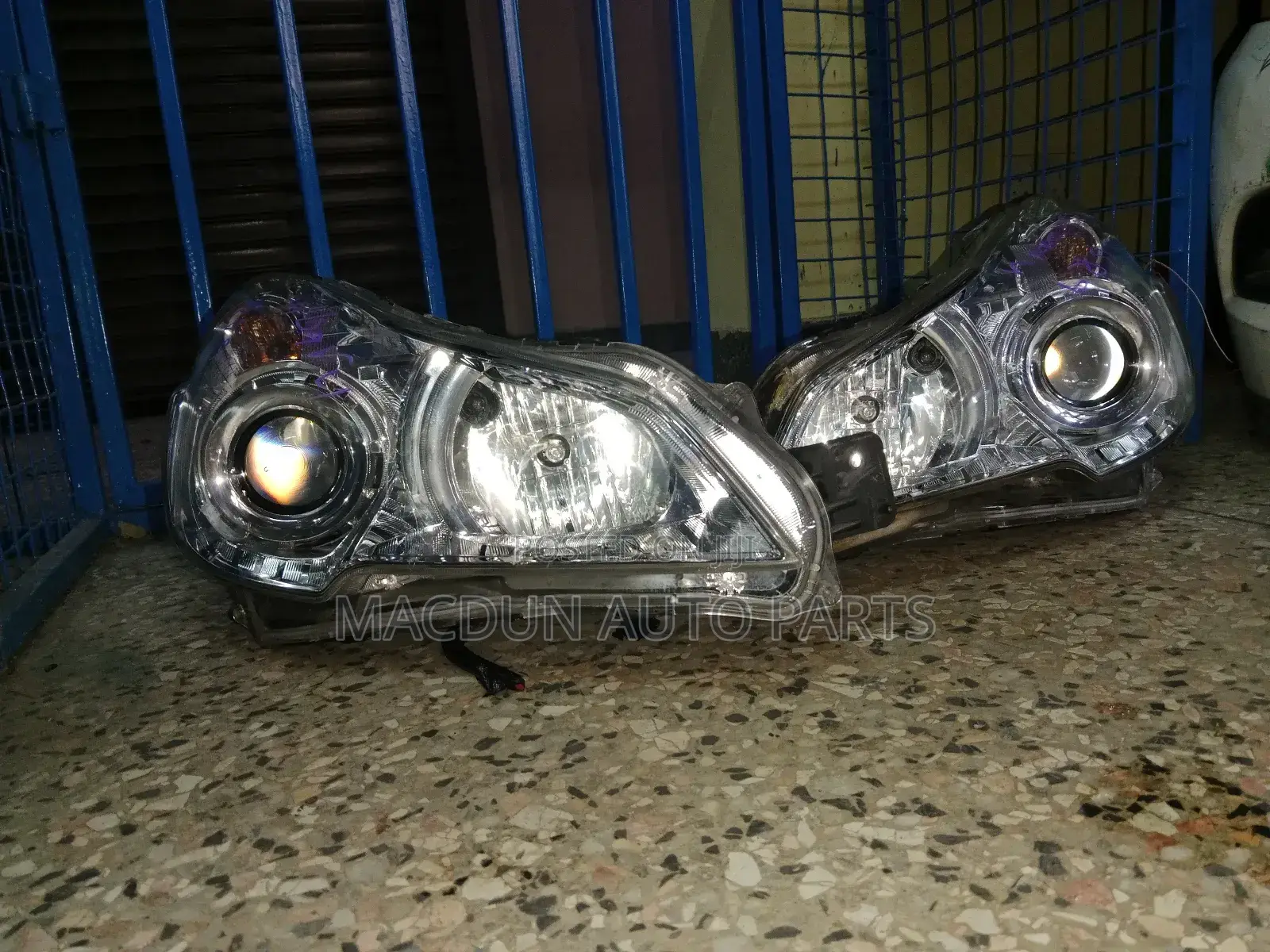 Subaru Outback/Legacy Xenon Headlights
