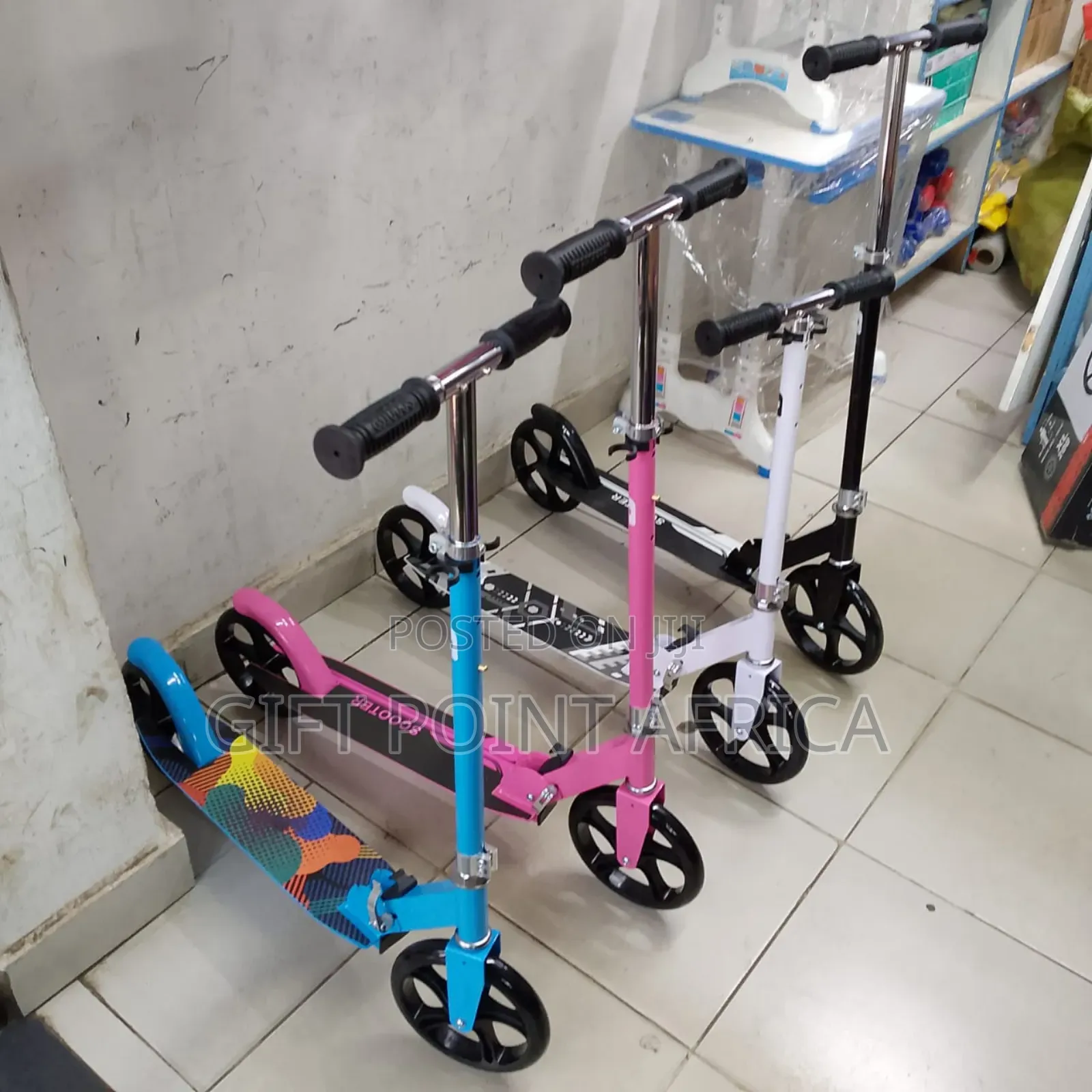 Metallic Two Wheels Scooters With Adjustable Handle