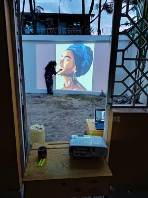 High Quality Projector for Hire for Arts