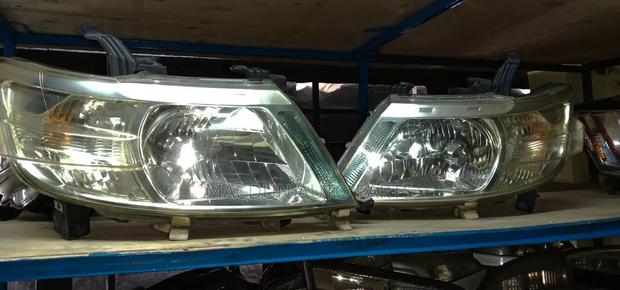 Nissan Serena Non Xenon 2005/2008 Headlights