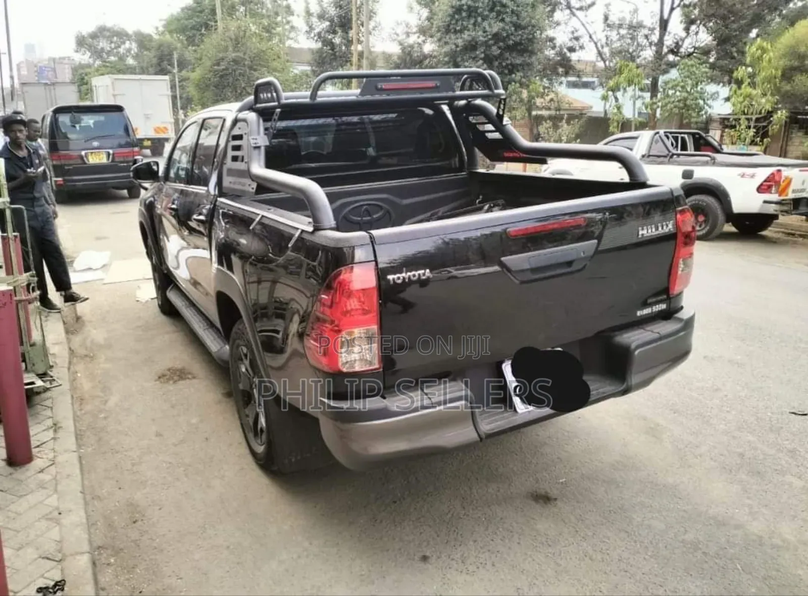 Nudge Bar + Rollbar Installed on Toyota Hilux Revo