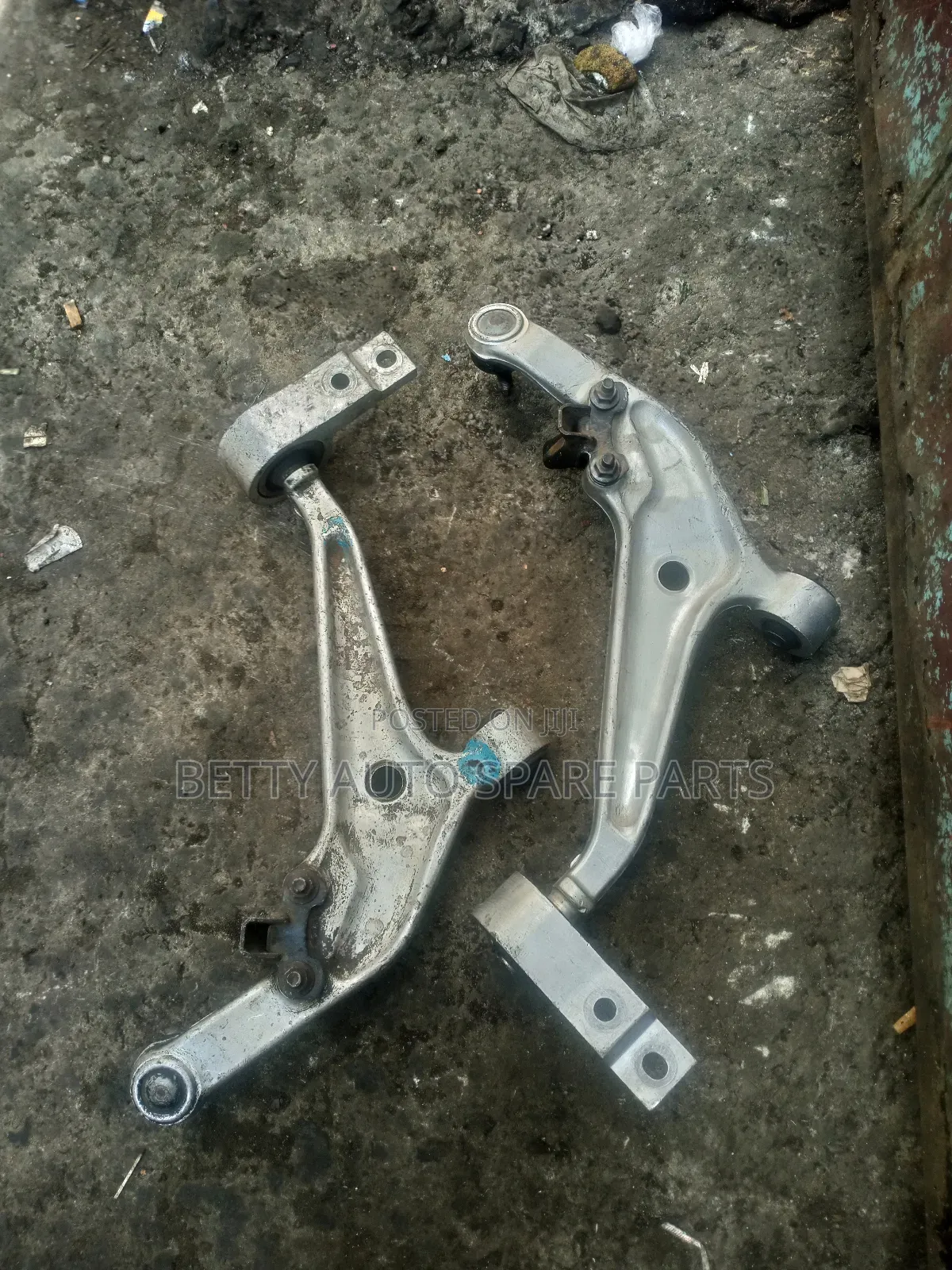 Nissan X Trail Control Arms