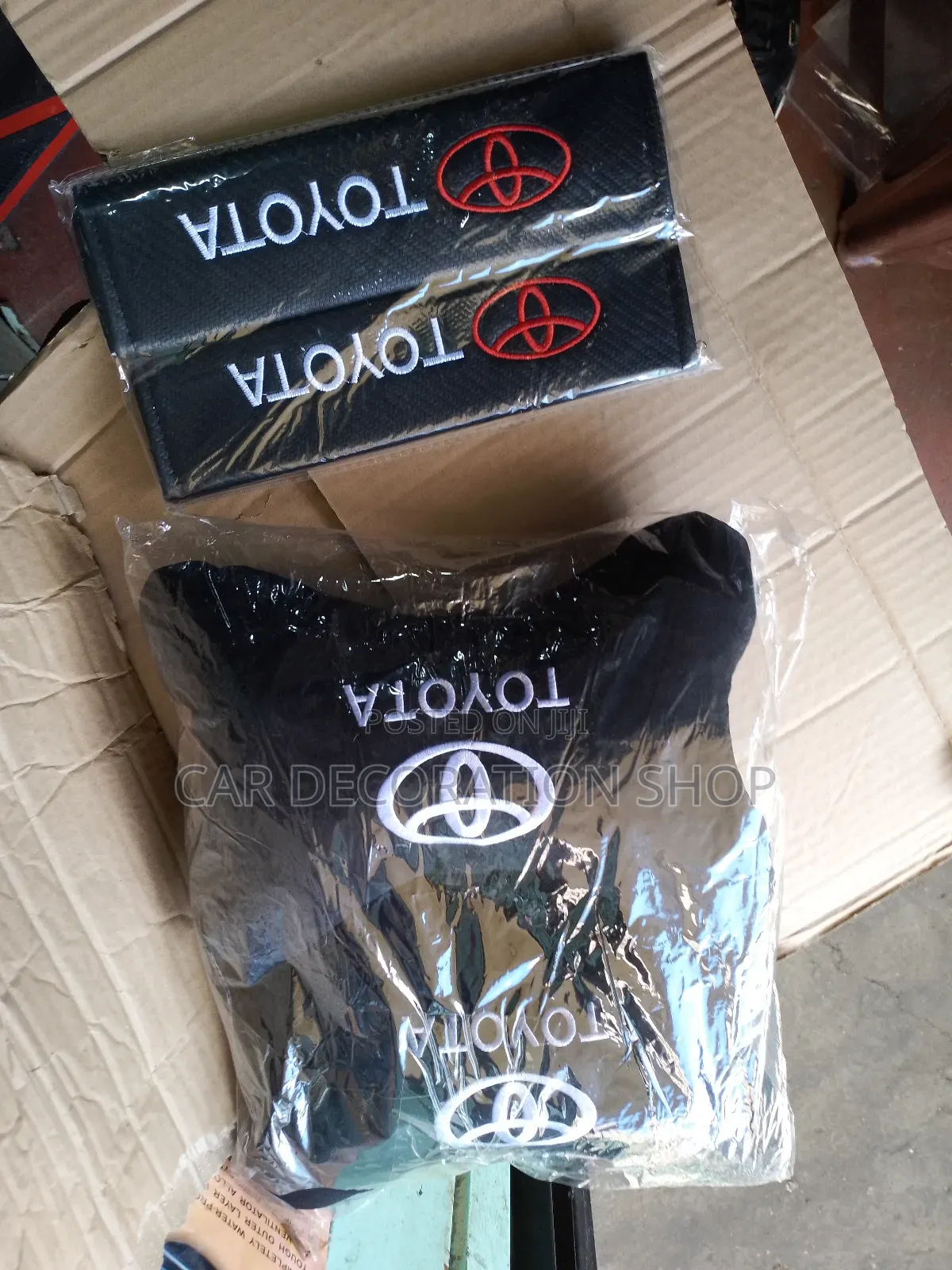 4pc Branded Toyota Safety Belt With Neckrest Combo
