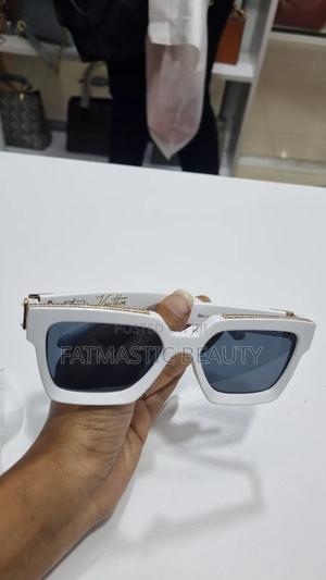Louis Vuitton Sunglasses - thumbnail 2