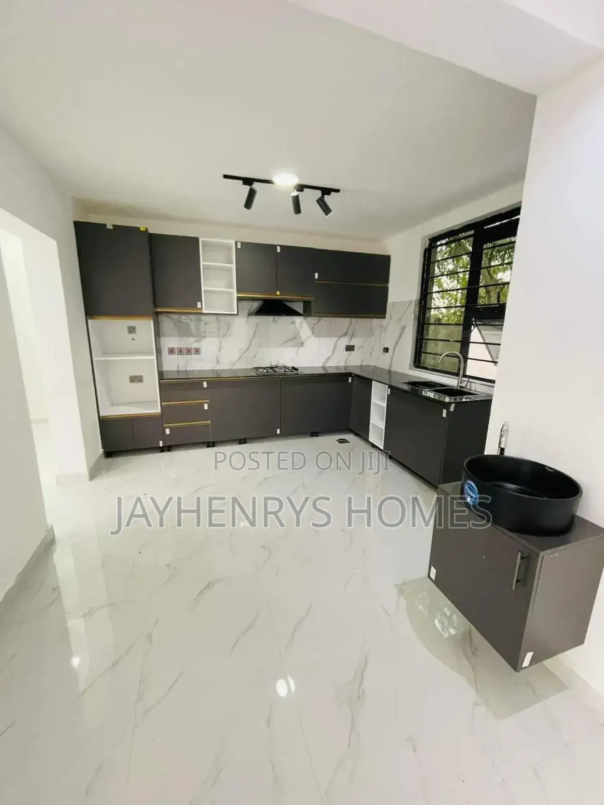 5bdrm House in Mugutha, Ruiru for sale