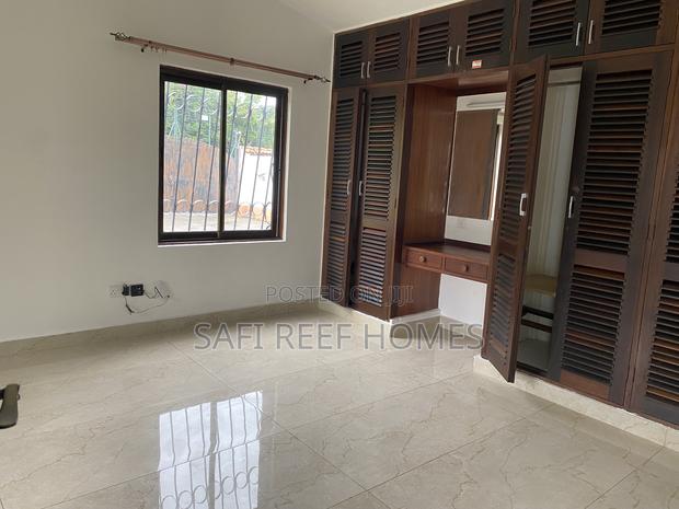 6bdrm Maisonette in Nyali for rent - thumbnail 8