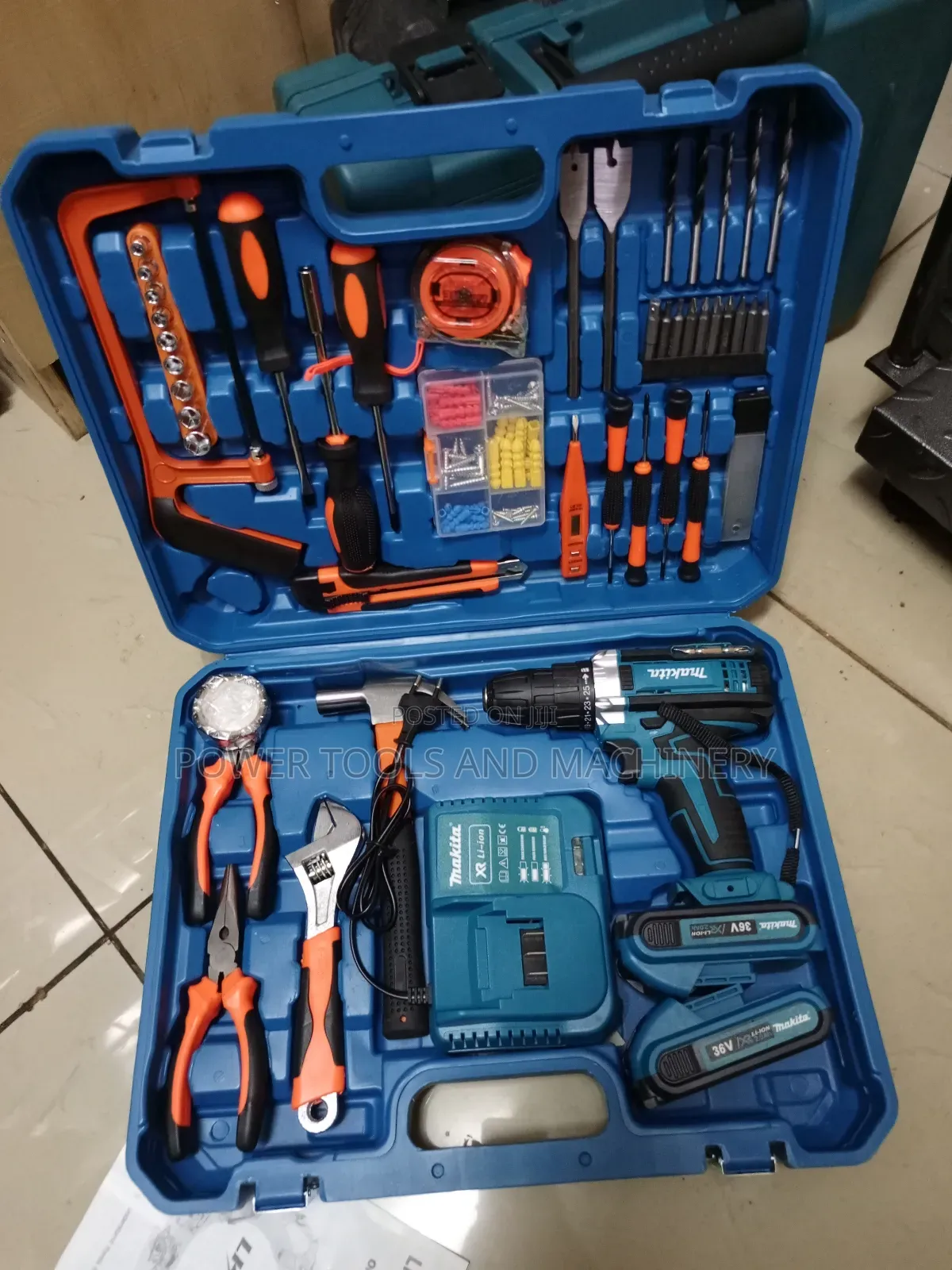 Makita Cordless Tool Kit/ Makita Rechargeable Drill