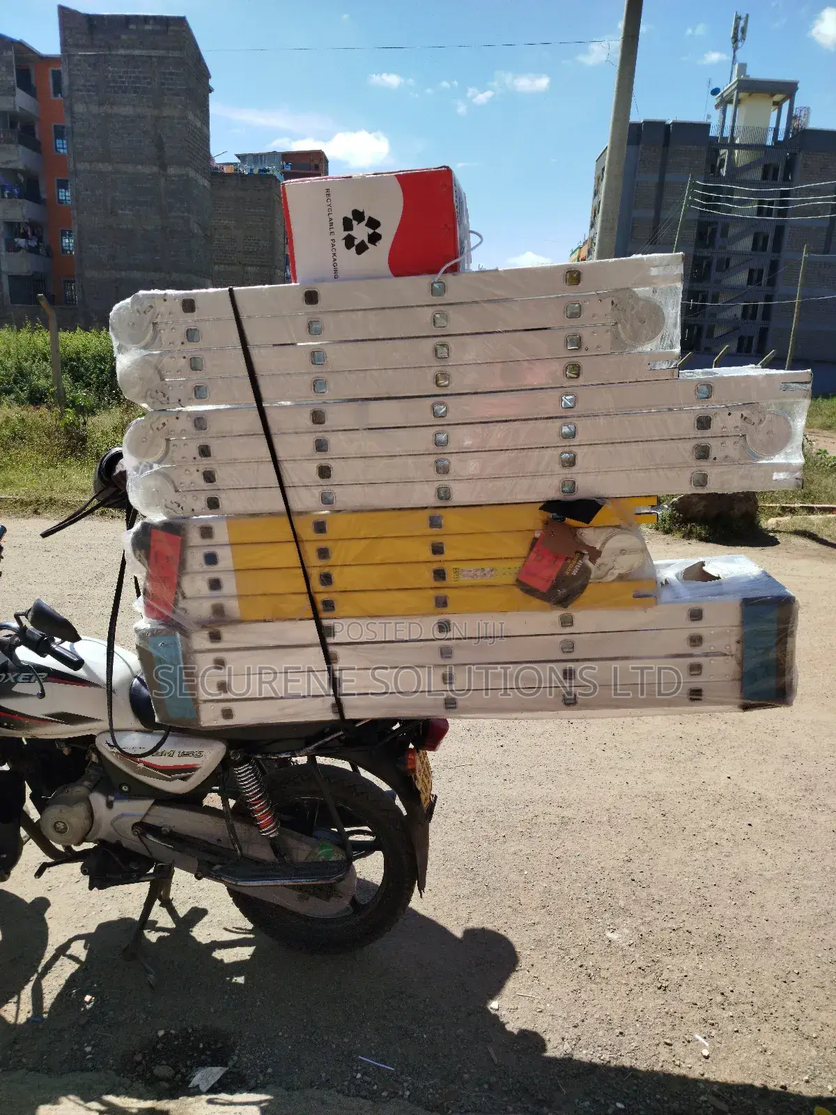 Trending Fibreglass Multipurpose Ladder 4by6/24ft/6 Meters