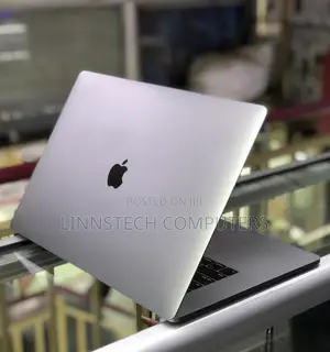 Laptop Apple MacBook Pro 2018 32GB Intel Core I7 SSD 512GB