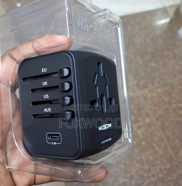 Moxom International Adapter With Type C Port - thumbnail 4