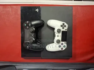 Sony Playstation 4 Standard Edition