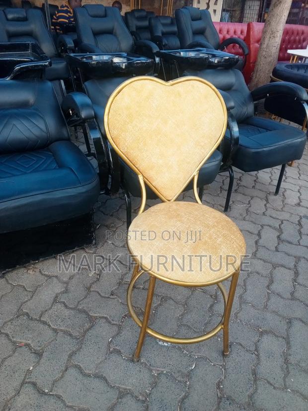 Manicure Chair - main view