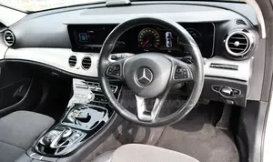 Mercedes-Benz 220E 2017 White