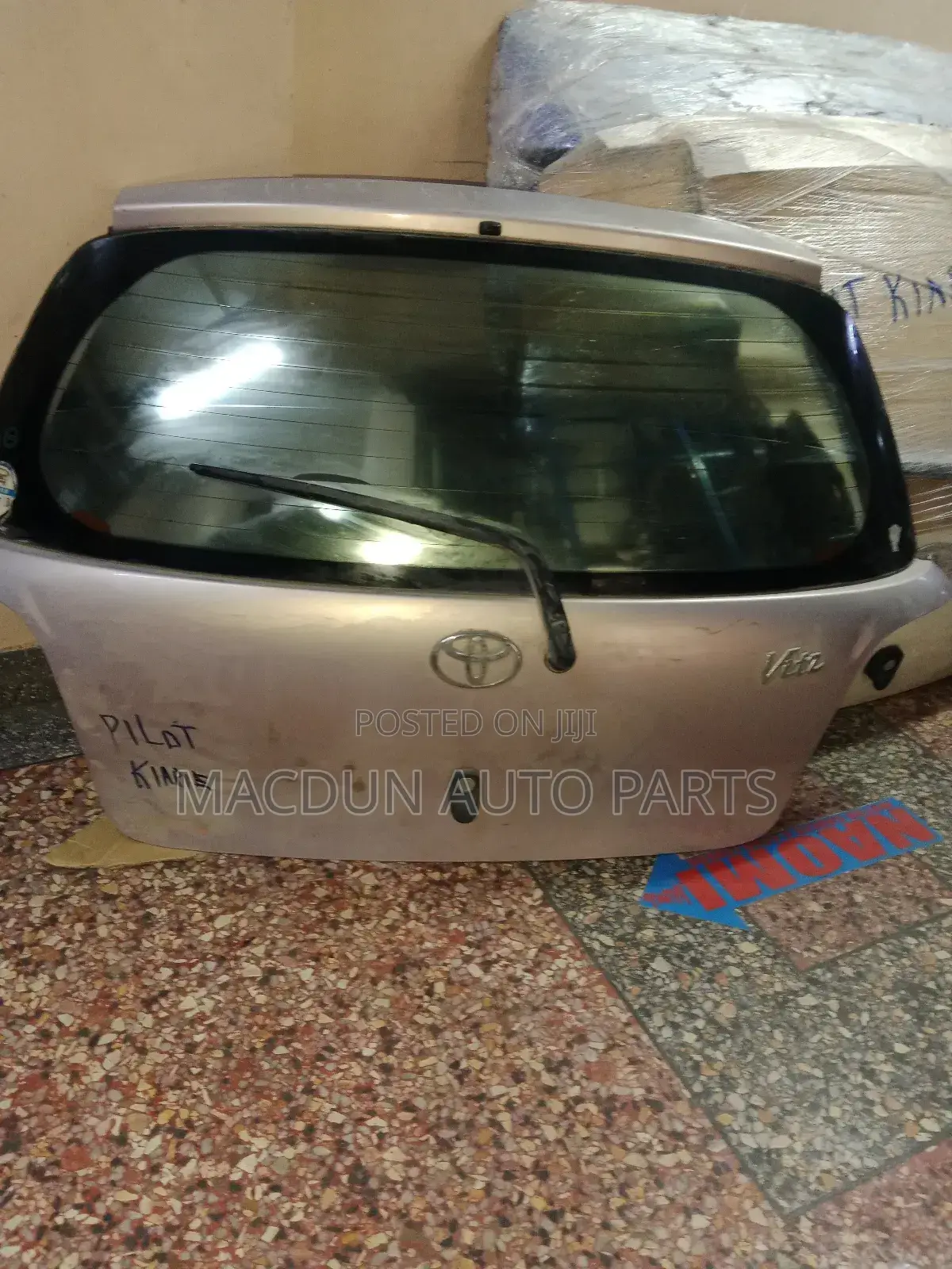 Toyota Vitz Tail Gate/ Boot
