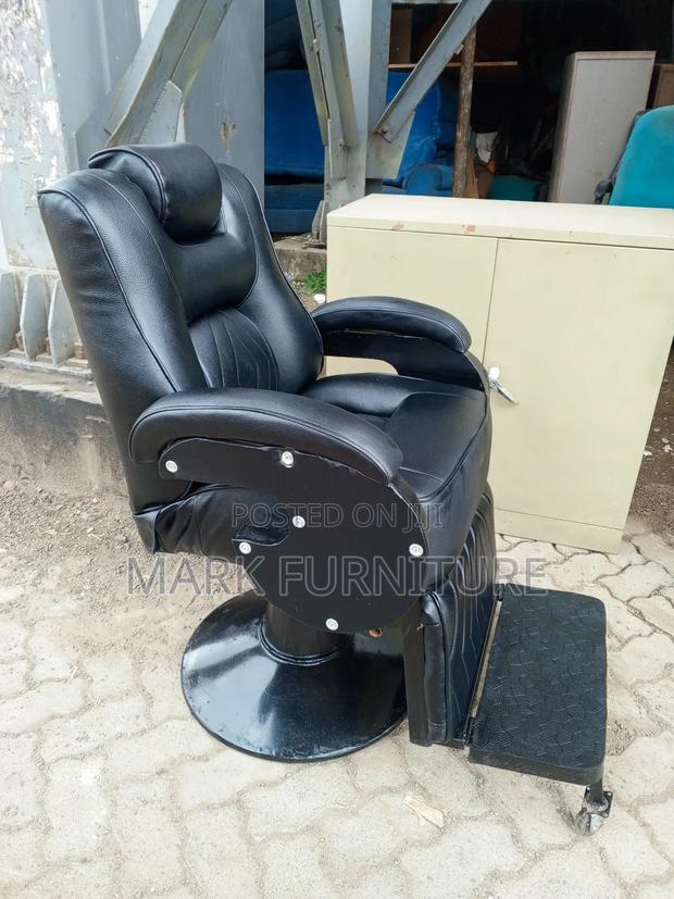Barber Chair - thumbnail 2