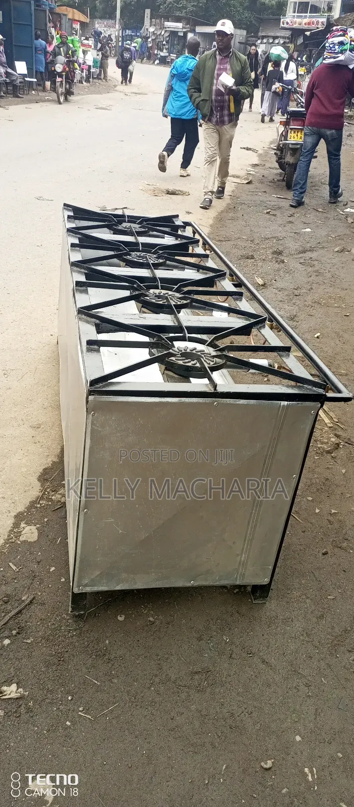 Closed Four Burner Gas Grill Jikos