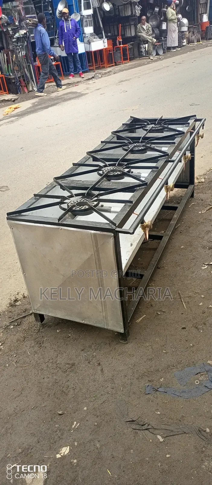 Closed Four Burner Gas Grill Jikos